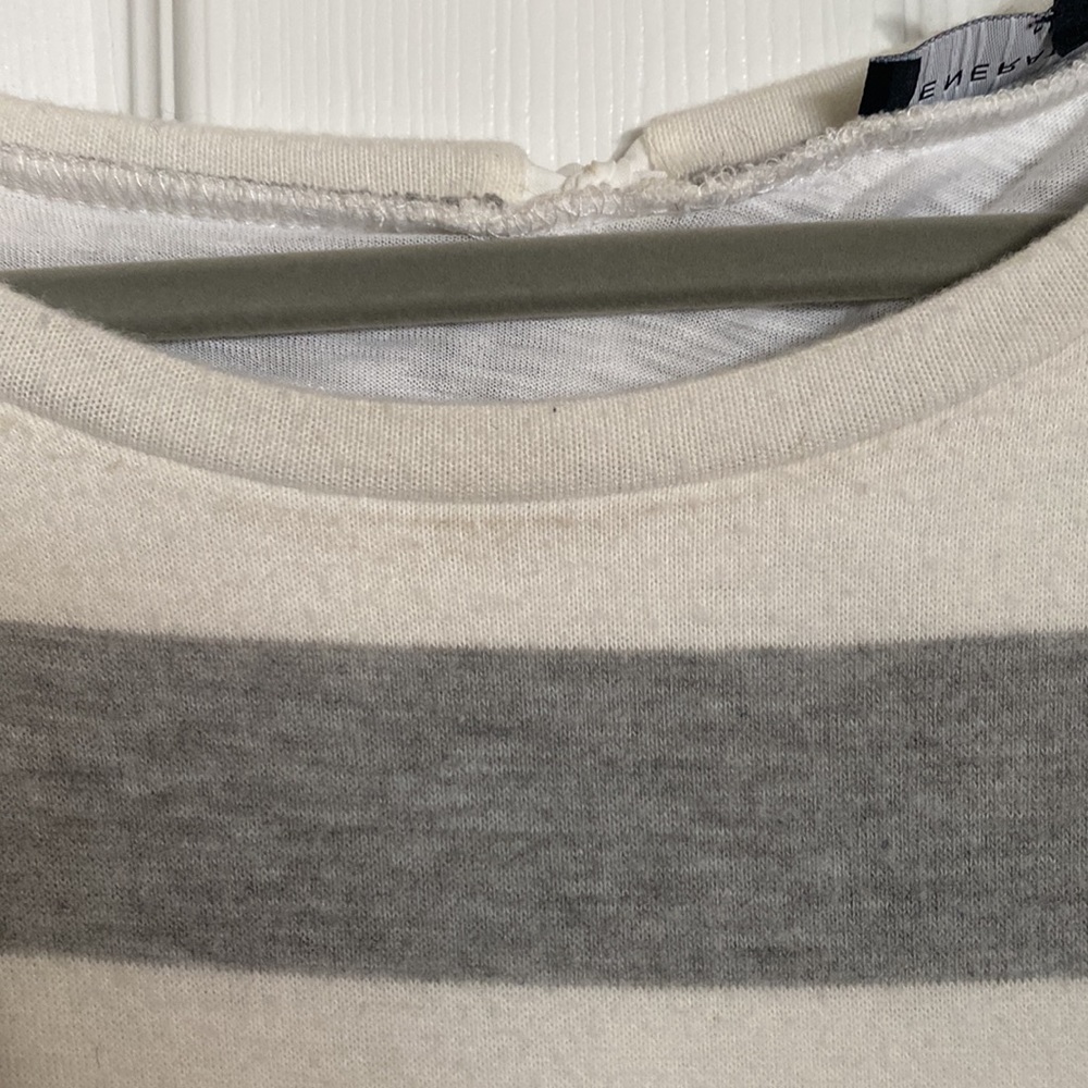 Generation Love Top - Picture 2 of 3